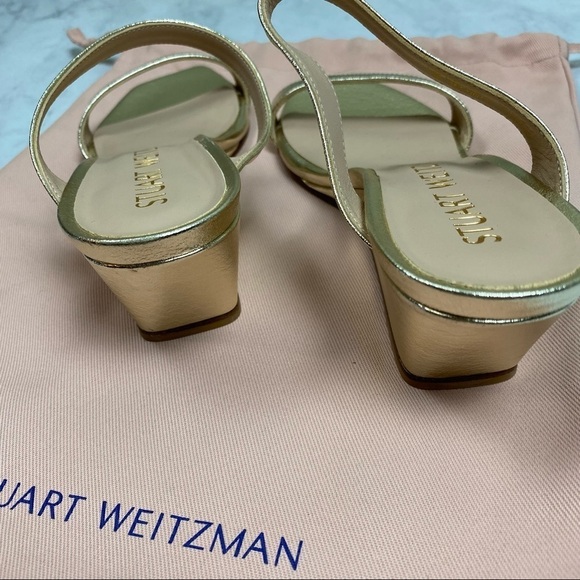 Stuart Weitzman: Aleena Gold Metallic Slip On Heeled Sandals Shoes Size 6 (NWOT) - Picture 4 of 7